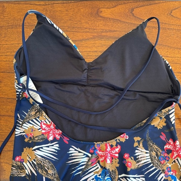 Patagonia Kupala Tankini Top Size: L - Picture 9 of 13